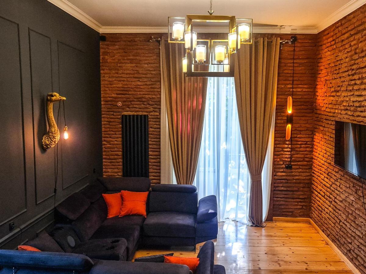 Floor Apartment+balcony In Sololaki / 25 公寓 第比利斯