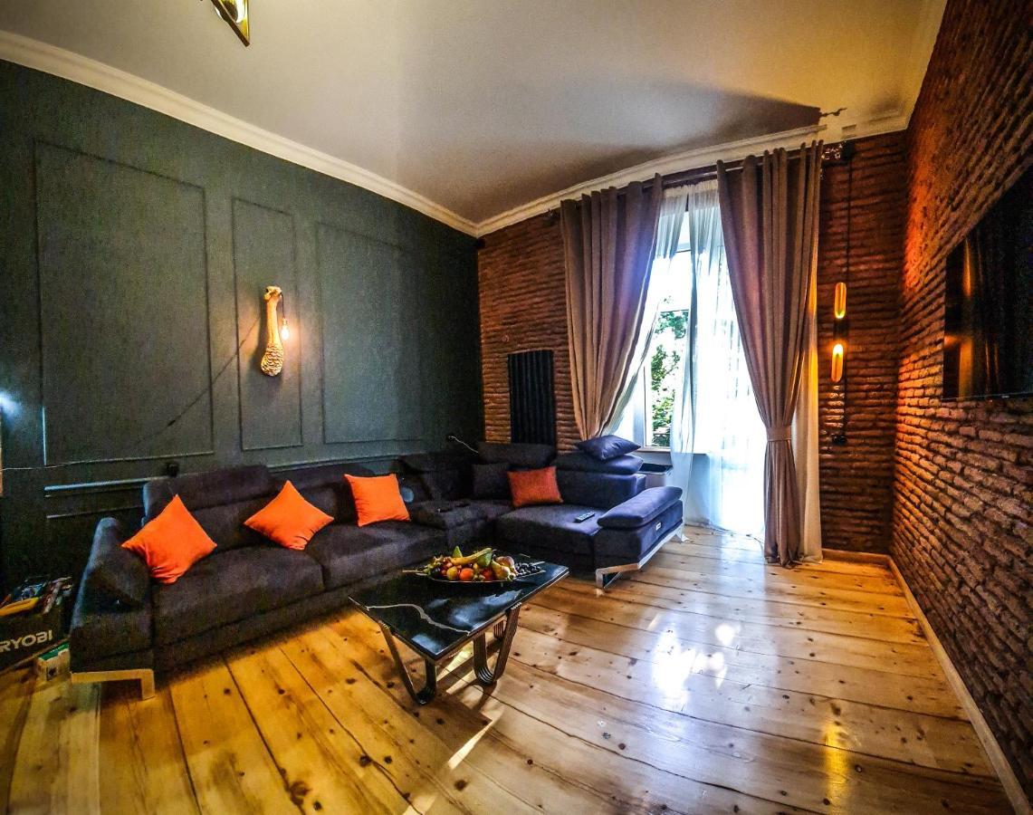 公寓 Floor Apartment+balcony In Sololaki / 25